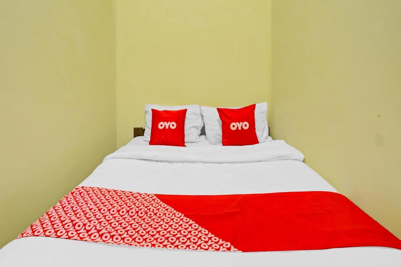 Oyo 3298 Bromo Guest House Family Malang Kültér fotó